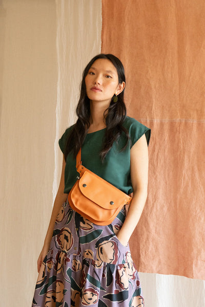 Ceinture pochette Amaru Abricot en cuir recycler