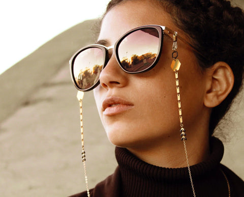 Chaîne pour lunettes Paulina, combinant fonctionnalité et style pour les lunettes.